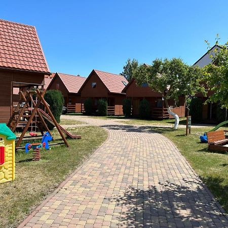 Ala I Tomek Domki Leba Exterior photo